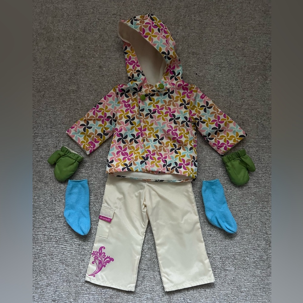 AMERICAN GIRL Doll Retired (2012) SNOWBOARD OUTFIT